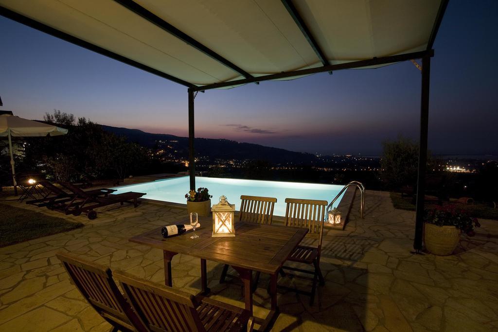 Apolpaina Gatsoulis Villas מראה חיצוני תמונה